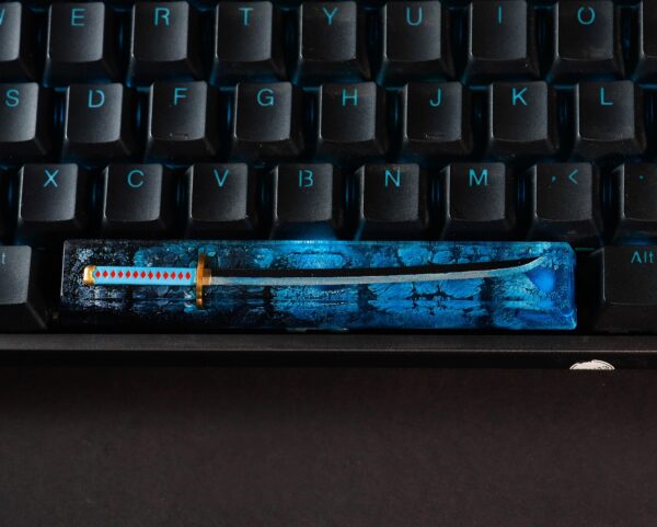 Resin-Keycap Blue katana spacebar