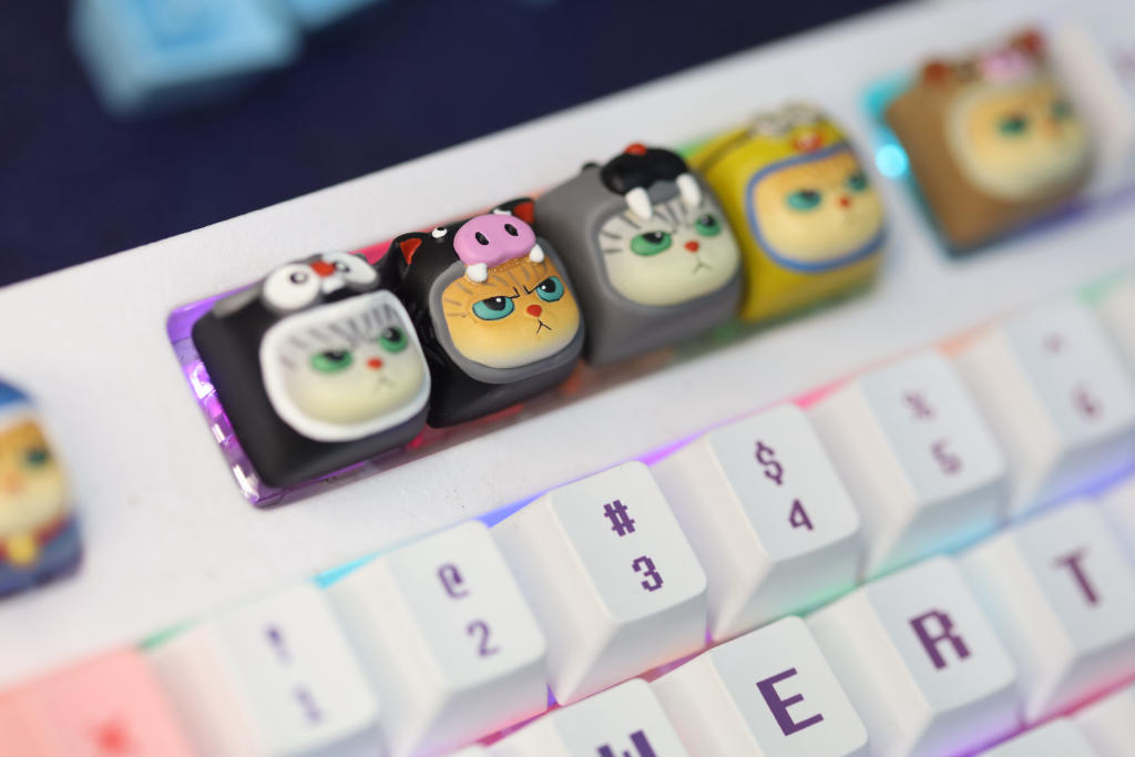 OEM profile Angry cat artisan keycap - Cute artisan keycap