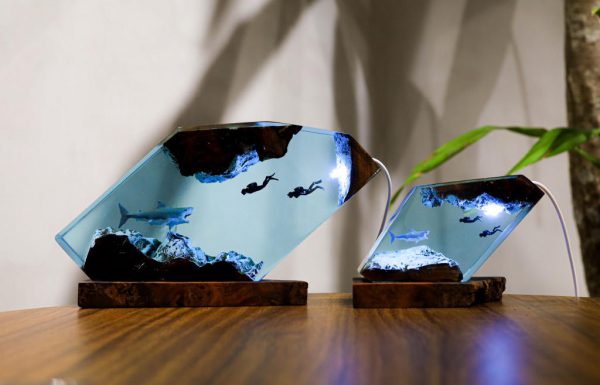 Baby Shark and Diver epoxy lamp