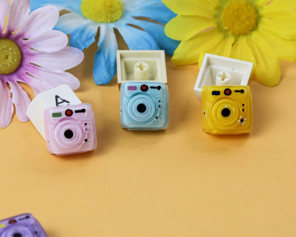 Fujifilm Instax Mini artisan keycap