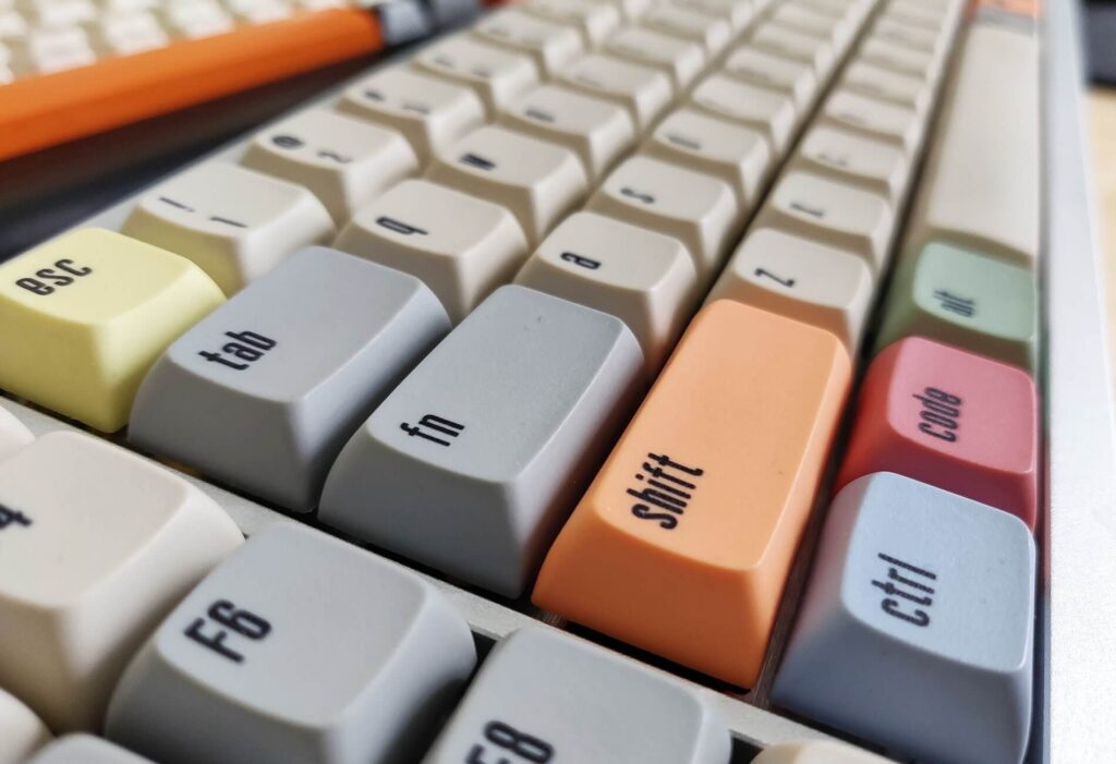Standout DSA-type keyboard