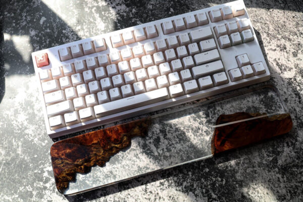 Clear Resin And Wood Wrist Rest Clear resin and wood wrist rest