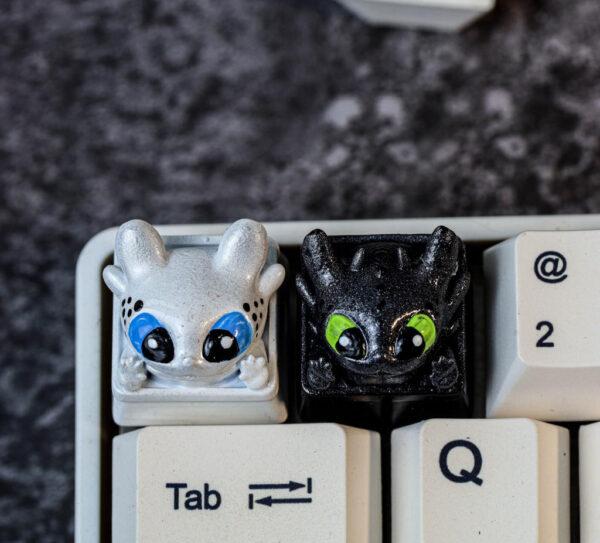 Toothless artisan keycap V2