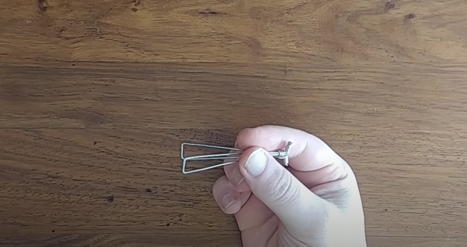 A DIY Keycap Puller