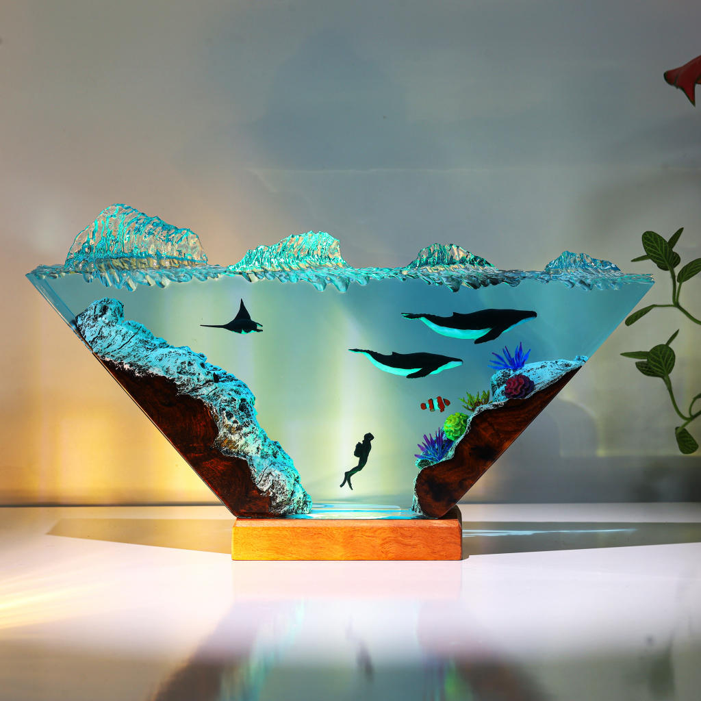 Humpback Whale and Diver Night Light ver 2 11 Humpback Whale and Diver Night Light ver 2