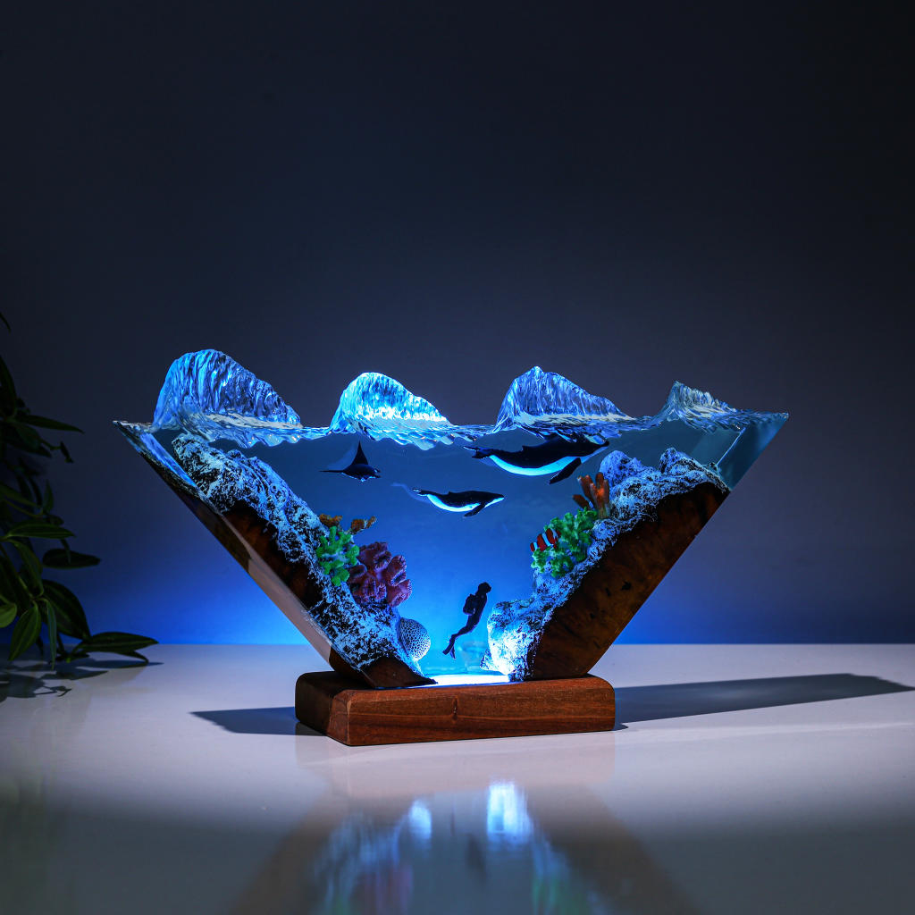 Humpback Whale and Diver Night Light ver 2 8 Humpback Whale and Diver Night Light ver 2