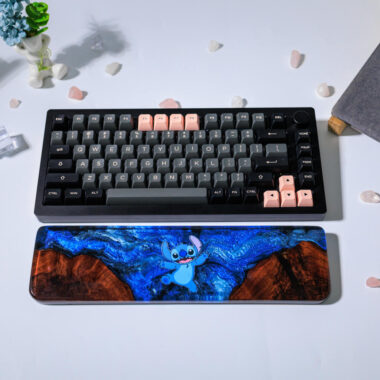 Stitch keyboard wrist rest