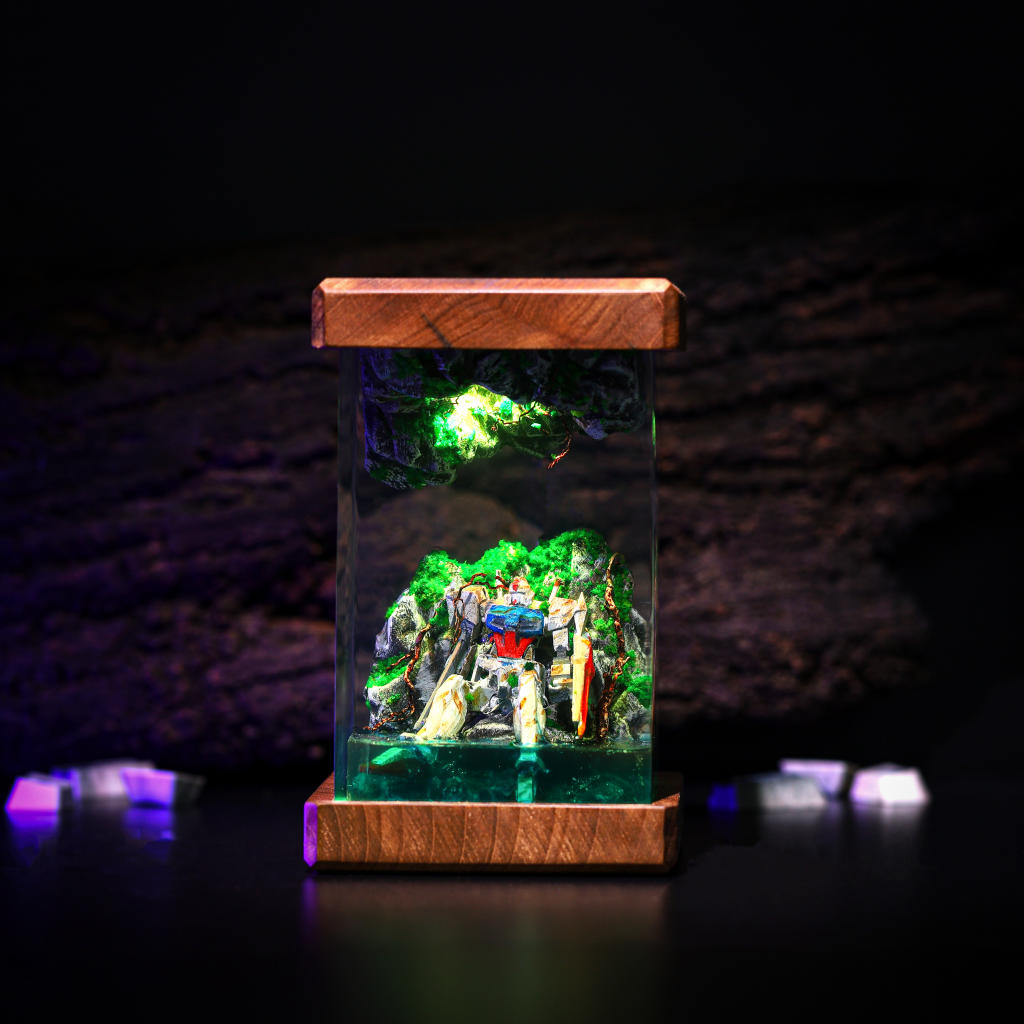 BROKEN Gundam in Deep Ocean Epoxy Lamp 15 BROKEN Gundam in Deep Ocean Epoxy Lamp