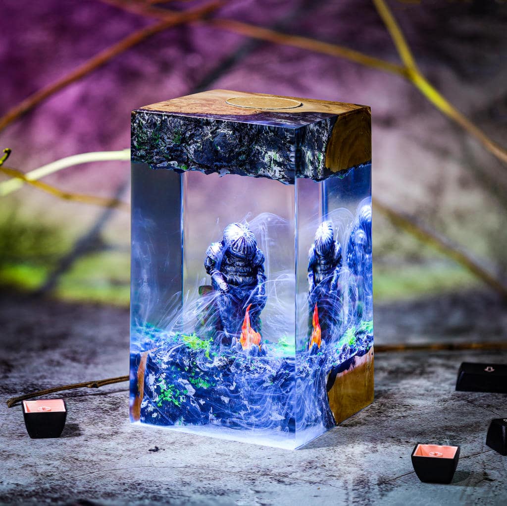 Onion Knight Statue from Dark Souls 3 Night Light - Hirosart