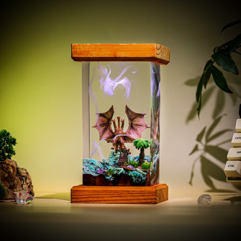 Three-Head Monster King Ghidorah Epoxy Lamp 9 Three-Head Monster King Ghidorah Epoxy Lamp