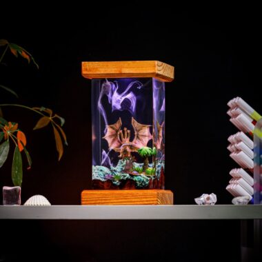 Three-Head Monster King Ghidorah Epoxy Lamp