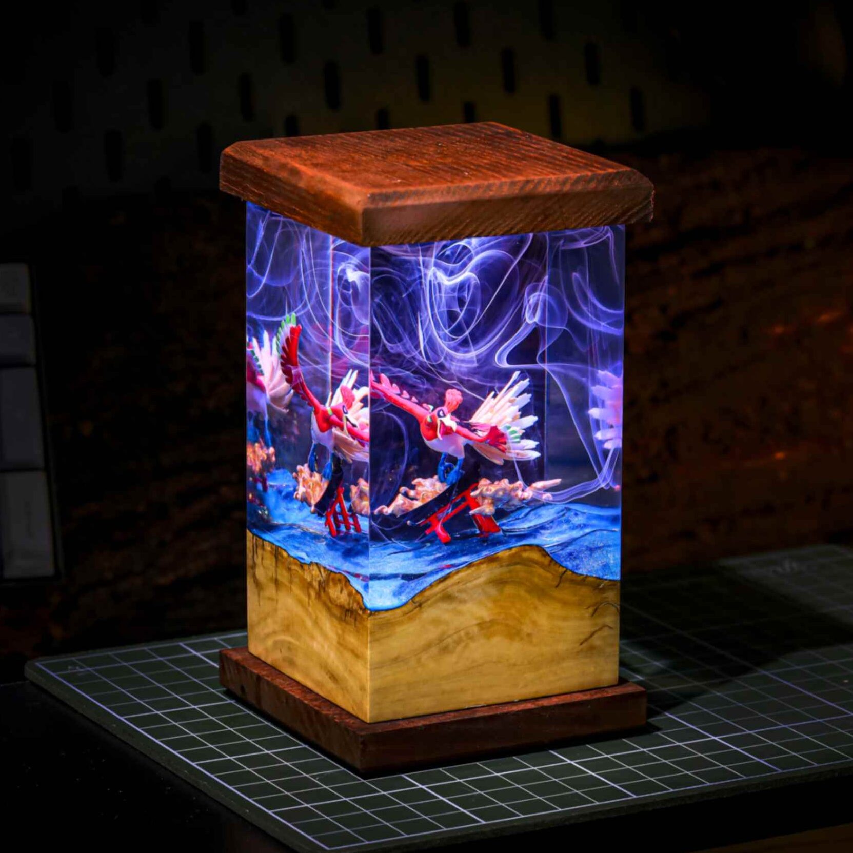 Ho-Oh-Pokemon-Epoxy-Night-Light (3) Ho-oh pokemon epoxy night light
