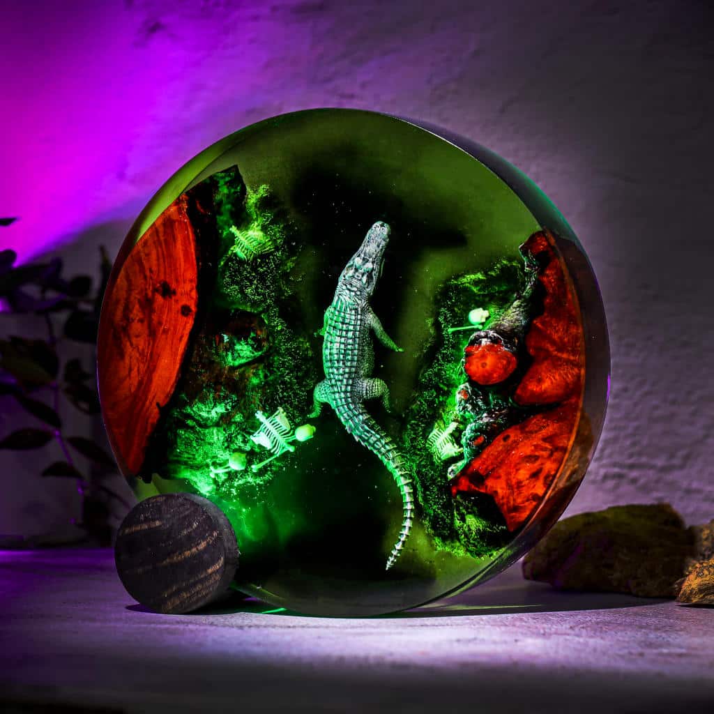 Crocodile Resin Lamp 4 Crocodile Resin Lamp