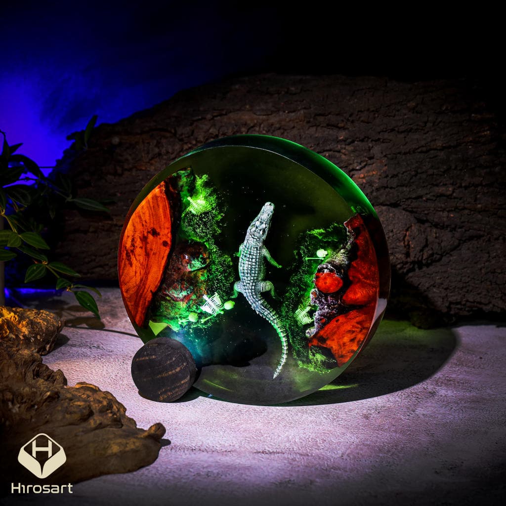 Crocodile Resin Lamp 11 Crocodile Resin Lamp