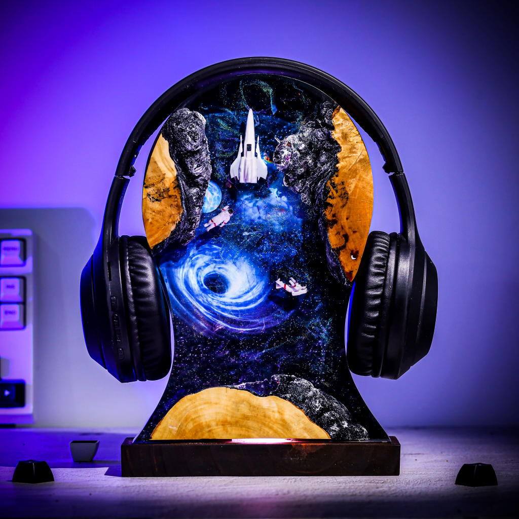 Interstellar Headphone Stand & Night Light Ver 2 8 Interstellar Headphone Stand & Night Light Ver 2