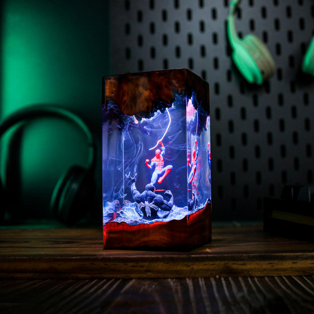 Spider-Man Vs Venom Night Light Spider-man vs venom night light