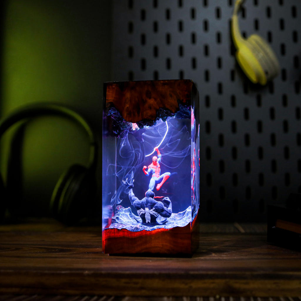 Spider-Man Vs Venom Night Light Spider-man vs venom night light