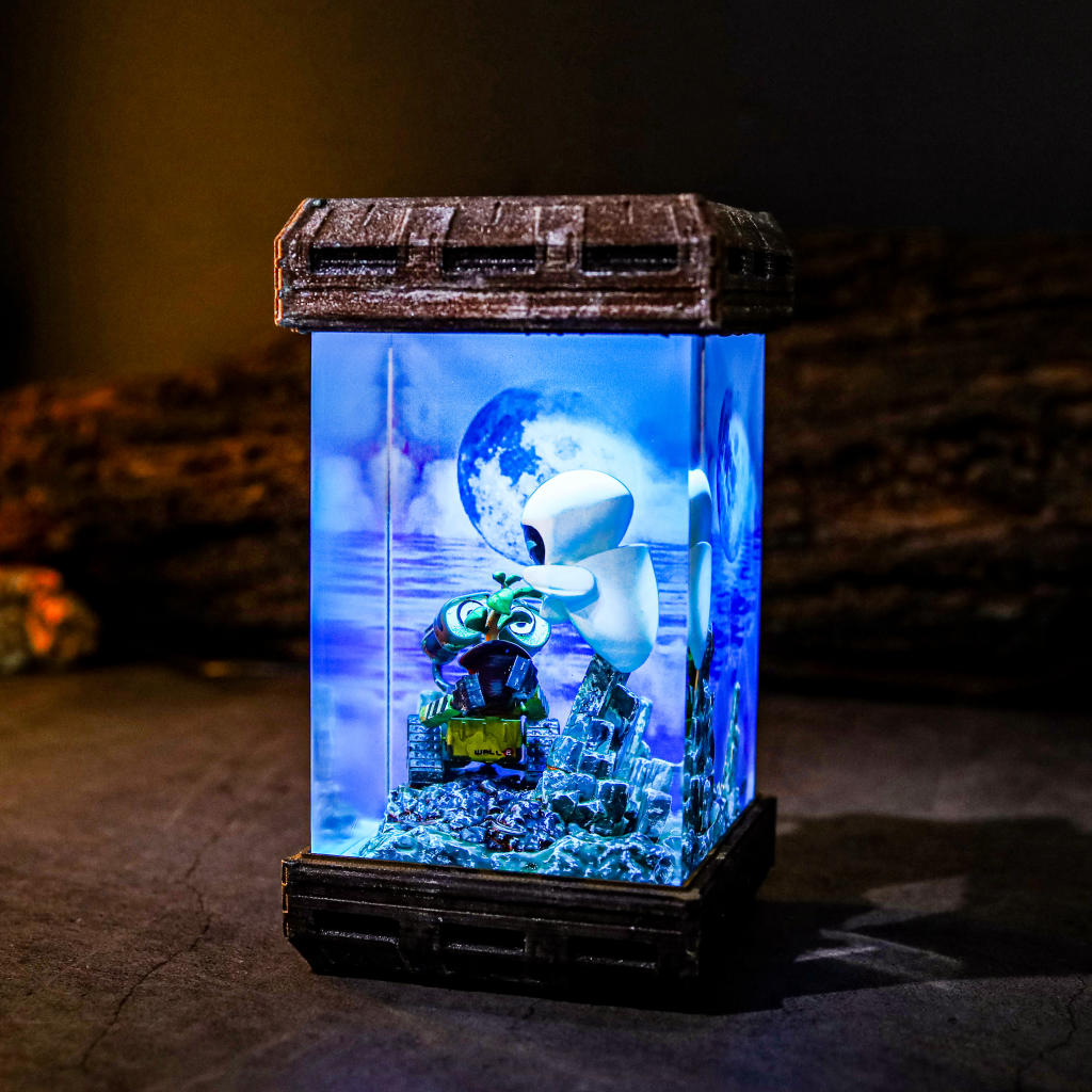 Wall-E and Eve Night Light 11 Wall-E and Eve Night Light