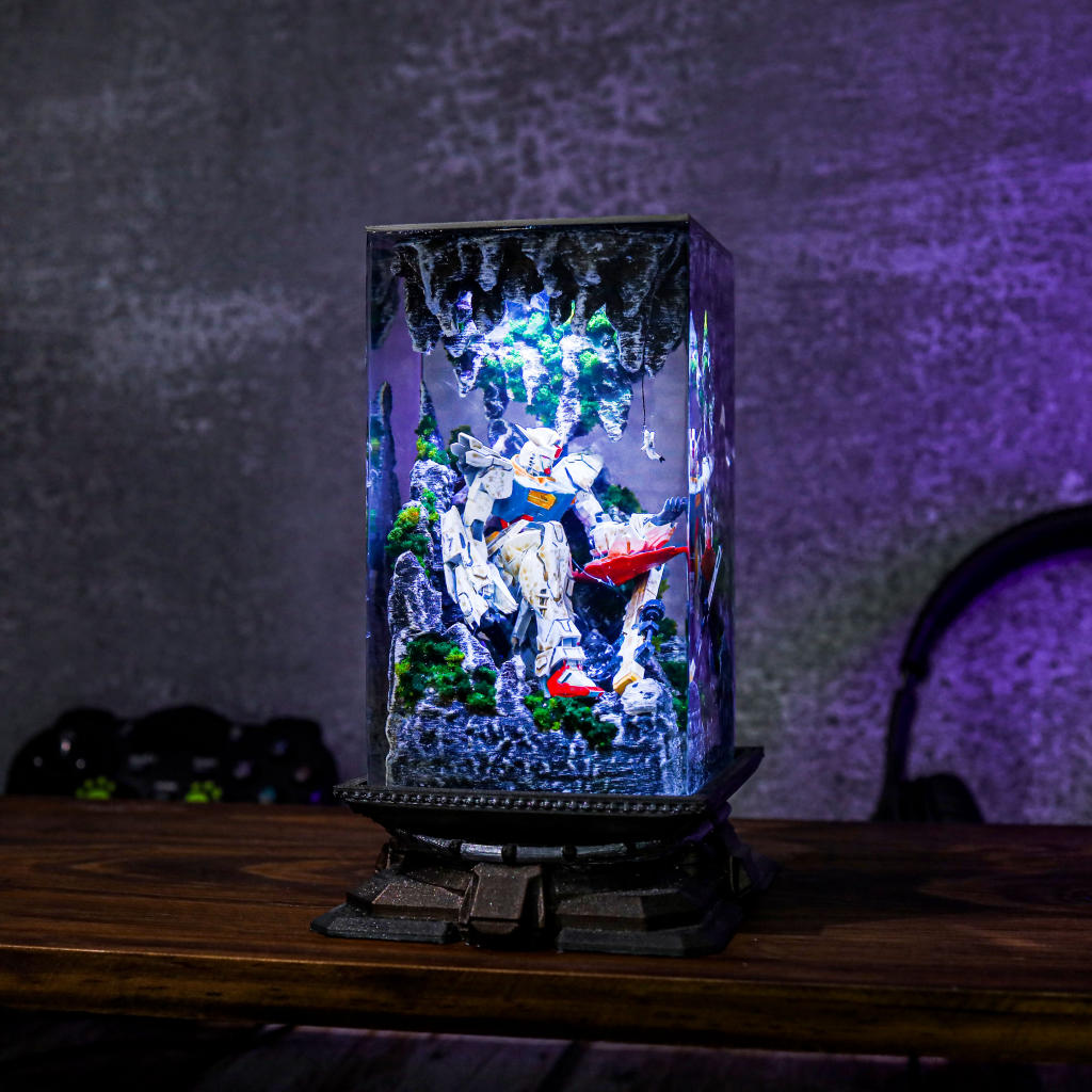 Broken-Gundam-Diorama-Light-