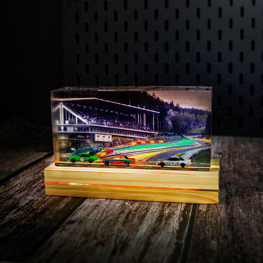 Car Racing Diorama Night Lamp 2 Car Racing Diorama Night Lamp