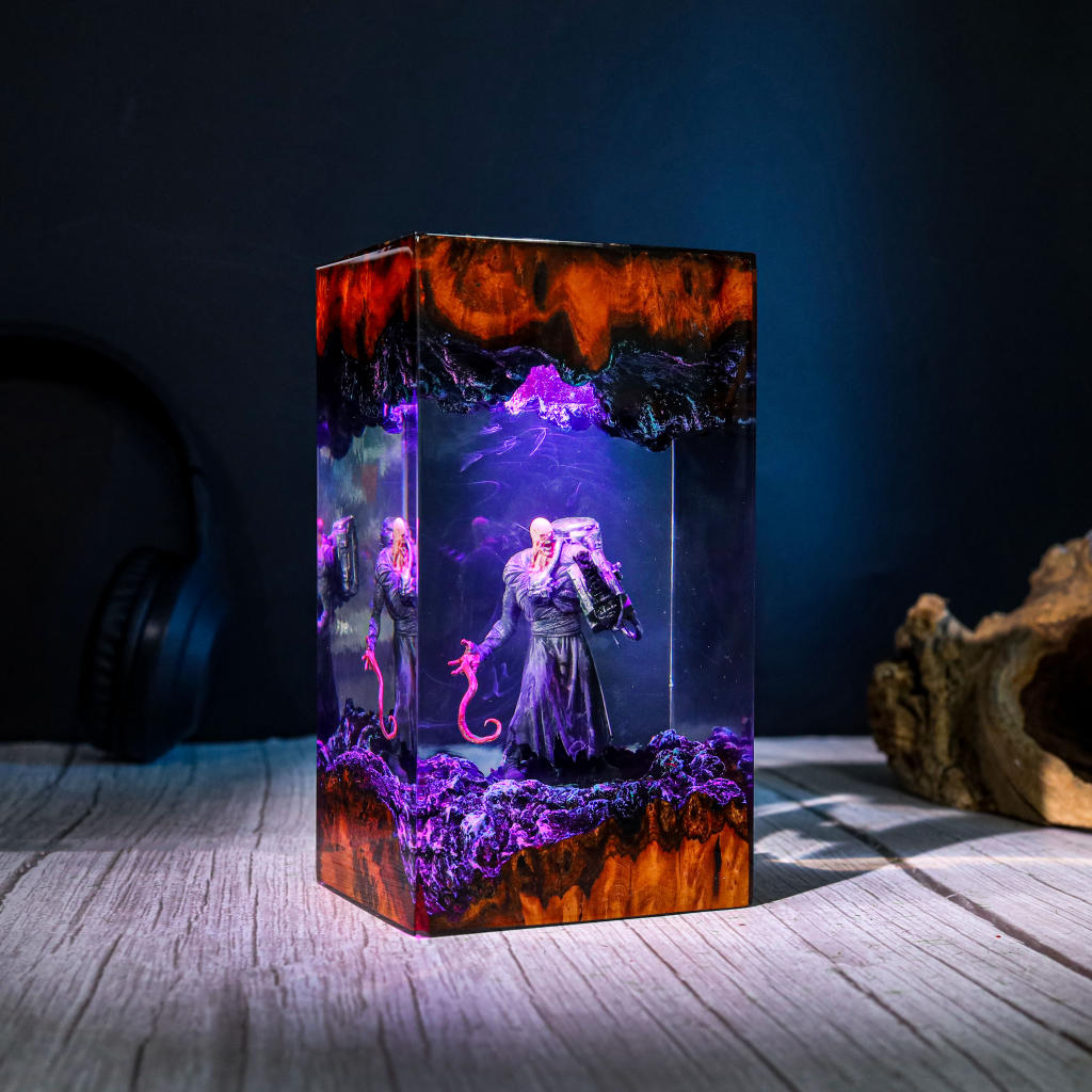 Nemesis from Resident Evil Resin Lamp 9 Nemesis from Resident Evil Resin Lamp