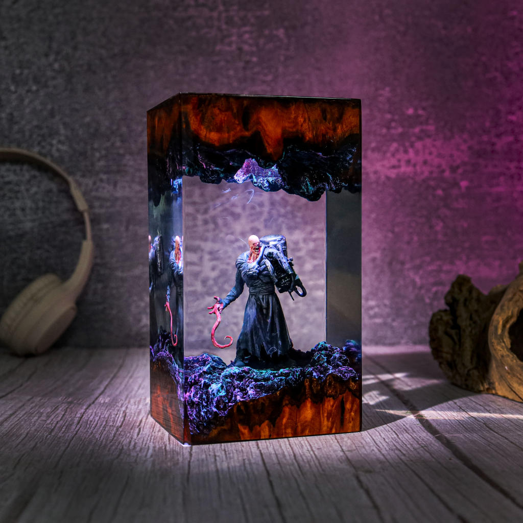 Nemesis from Resident Evil Resin Lamp 1 Nemesis from Resident Evil Resin Lamp