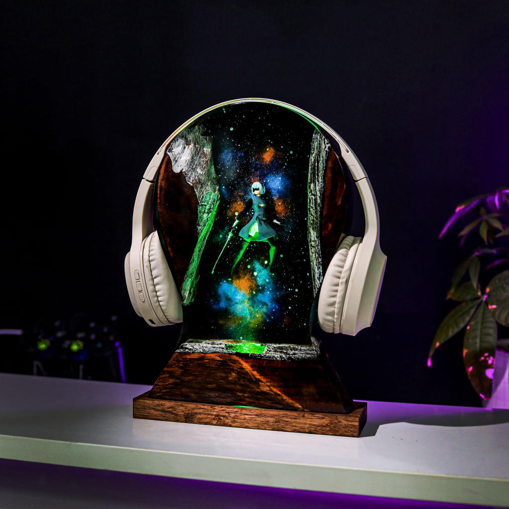 Nier: Automata Headphone Stand &Amp; Night Light 1 Nier: automata headphone stand & night light