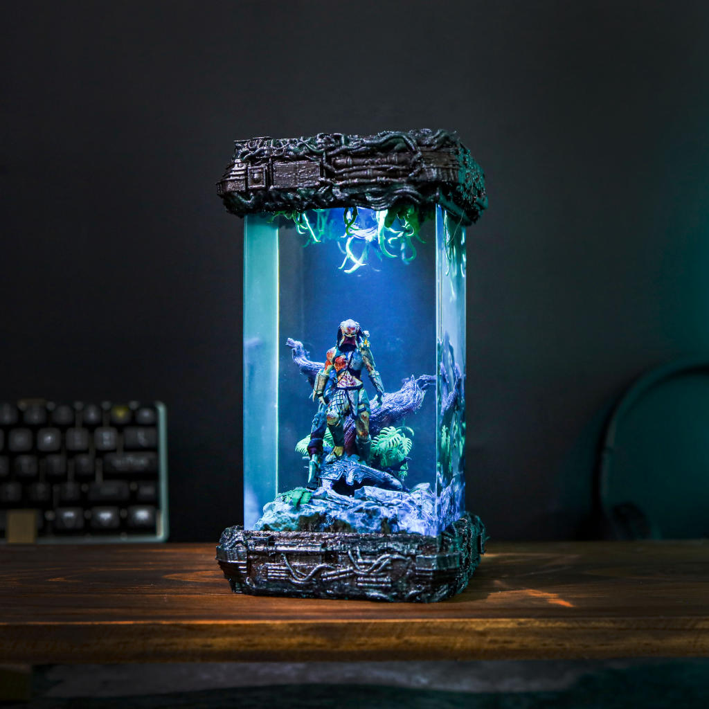 Games and Movies Blind Box Lamp 40 Predator Monster Epoxy Lamp Ver 1