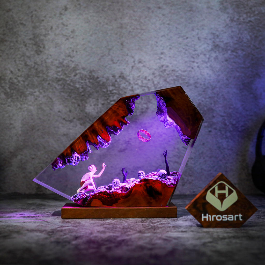 The Lord Of The Rings Gollum Lamp The lord of the rings gollum lamp