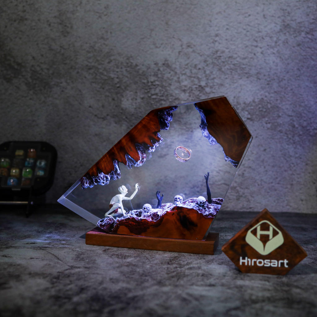 The Lord Of The Rings Gollum Lamp The lord of the rings gollum lamp