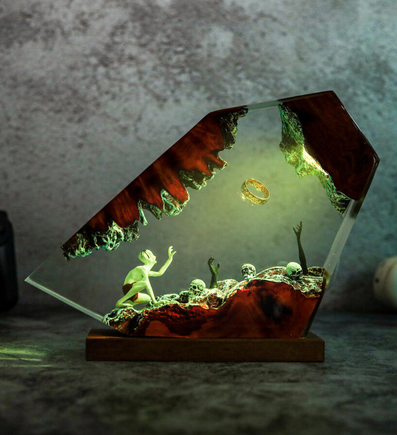 The Lord Of The Rings Gollum Lamp The lord of the rings gollum lamp