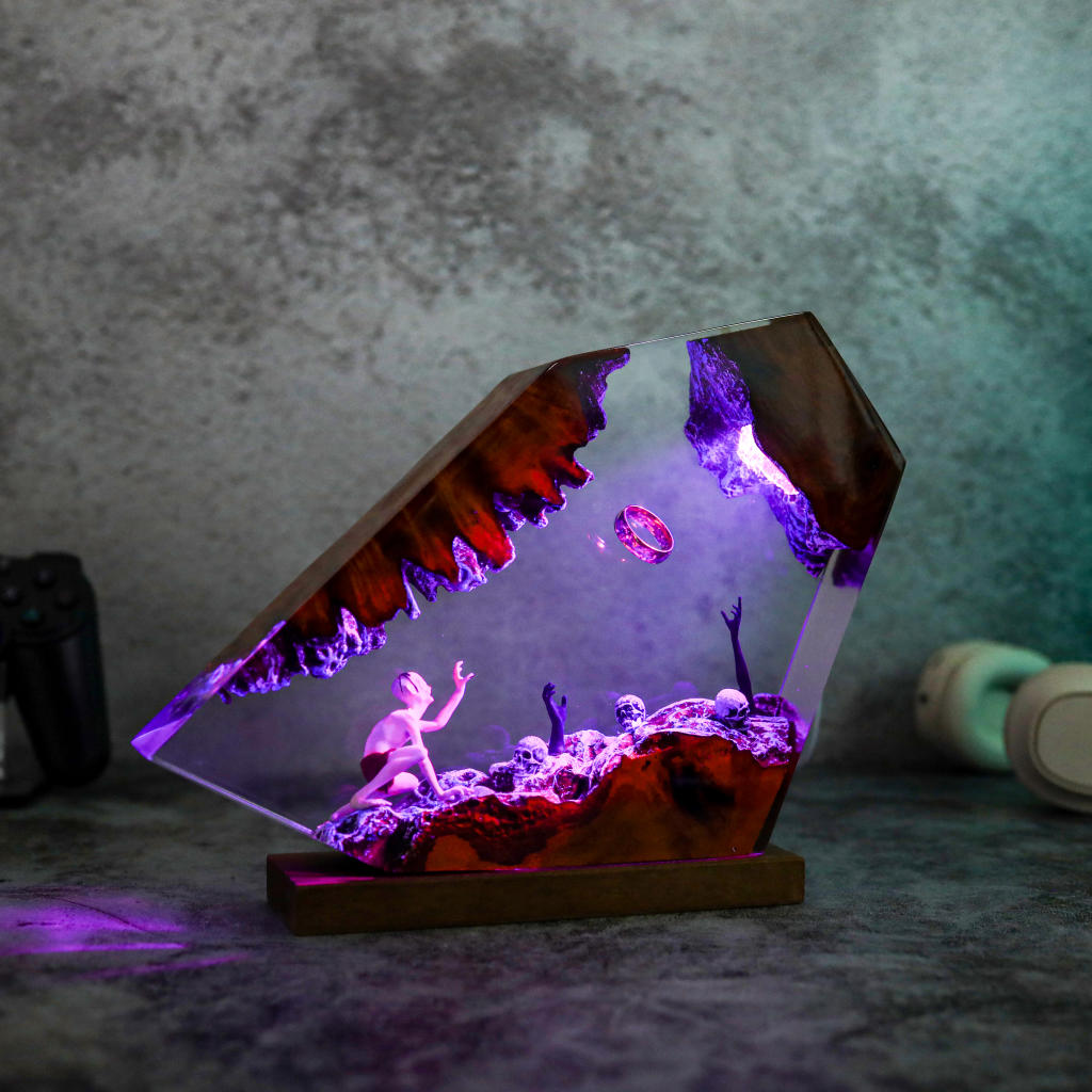 The Lord Of The Rings Gollum Lamp The lord of the rings gollum lamp