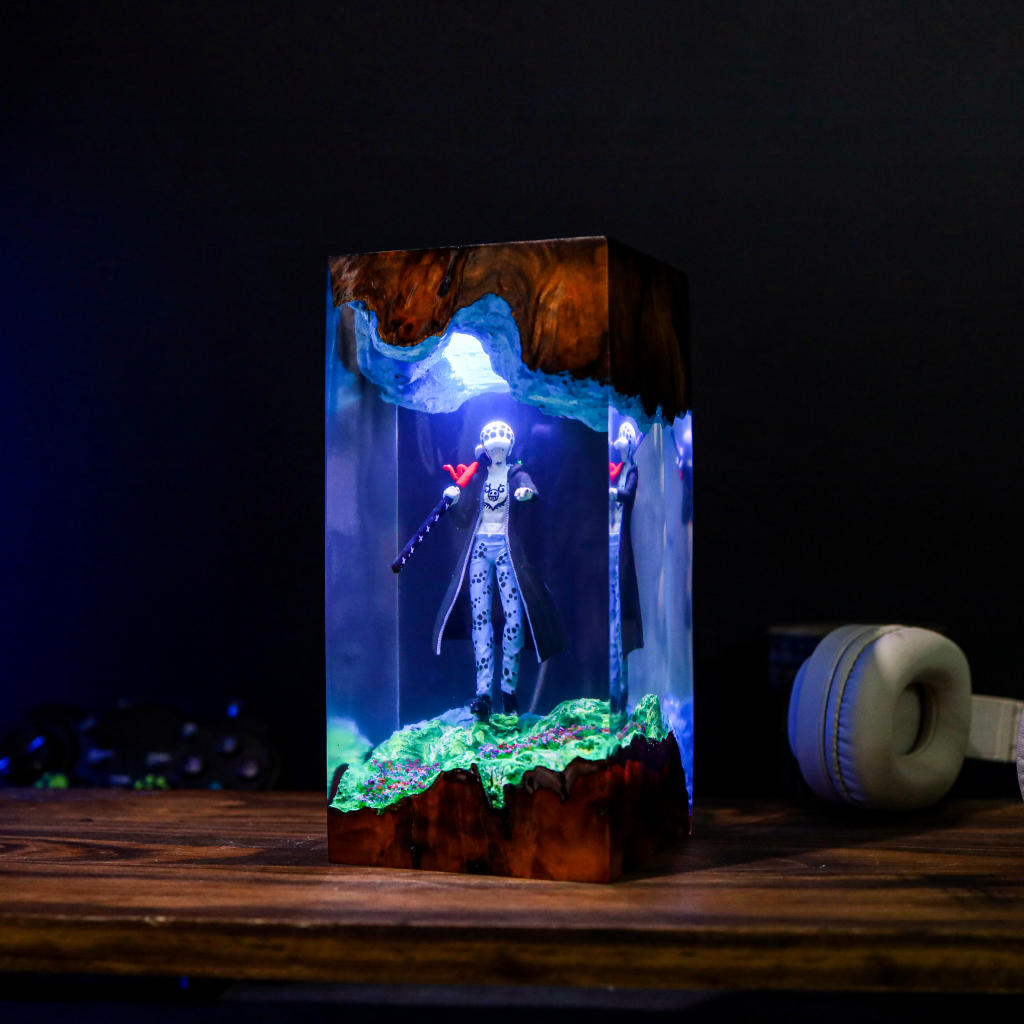 One Piece Trafalgar D. Water Law Lamp One piece trafalgar d. Water law lamp