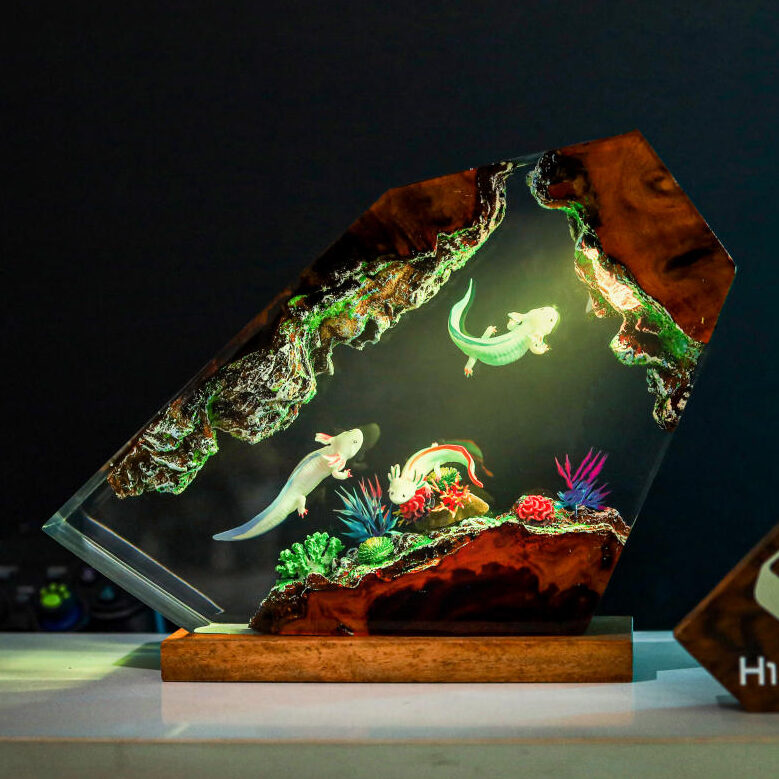 Swimming Axolotl Epoxy Lamp Ver 3 Swimming axolotl epoxy lamp ver 3