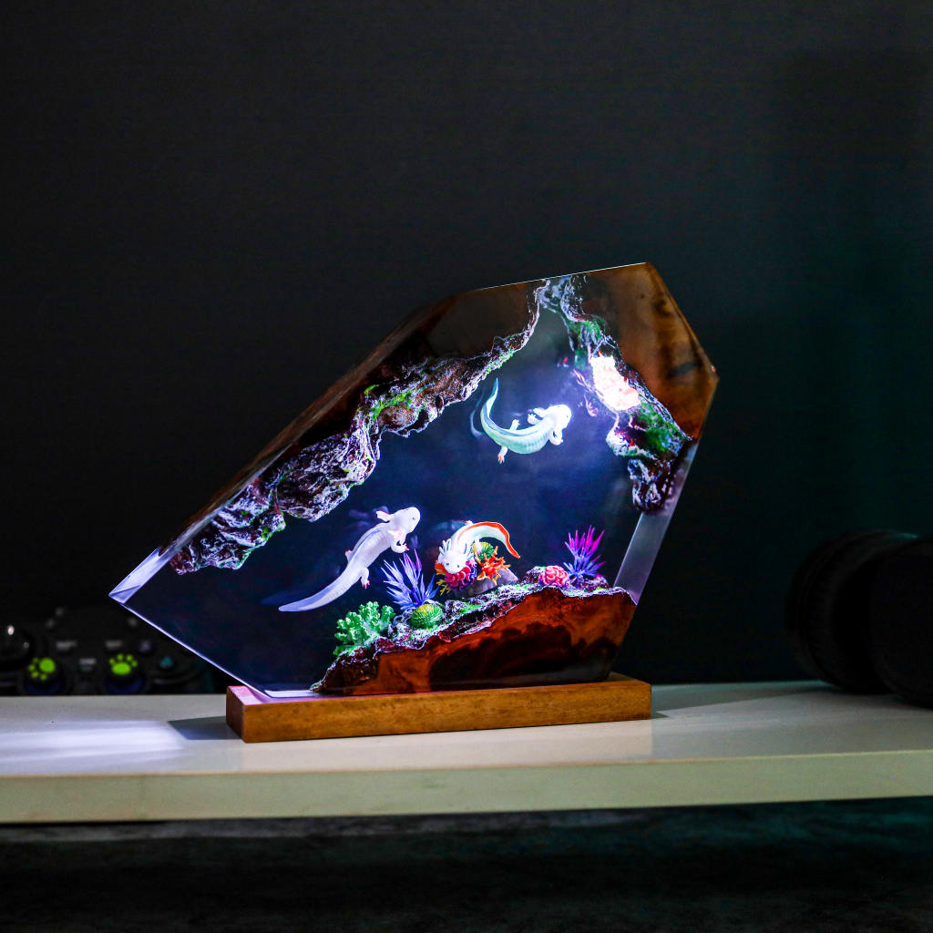 Swimming Axolotl Epoxy Lamp Ver 3 Swimming axolotl epoxy lamp ver 3