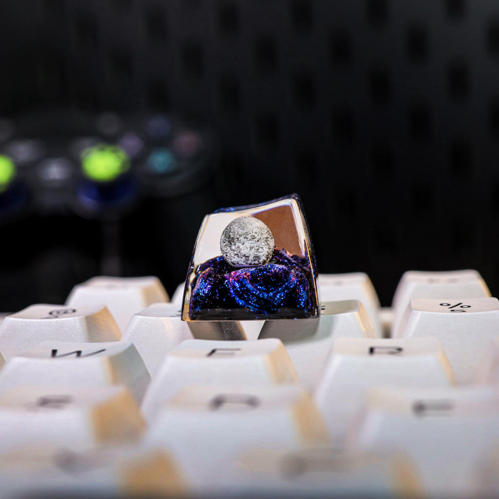 Planets Resin Artisan Keycap Planets resin artisan keycap