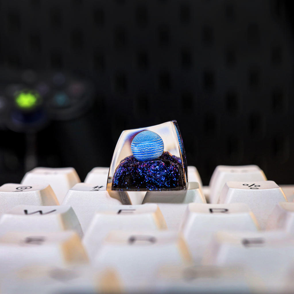 Planets Resin Artisan Keycap Planets resin artisan keycap