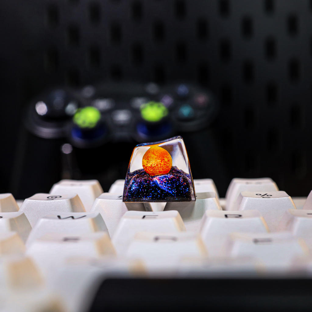 Planets Resin Artisan Keycap Planets resin artisan keycap