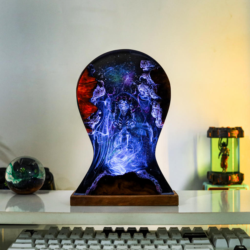 Shadow Hunter and Blood-Red Commander Headphone Stand & Lamp 11 Beru Solo Leveling Headphone Stand