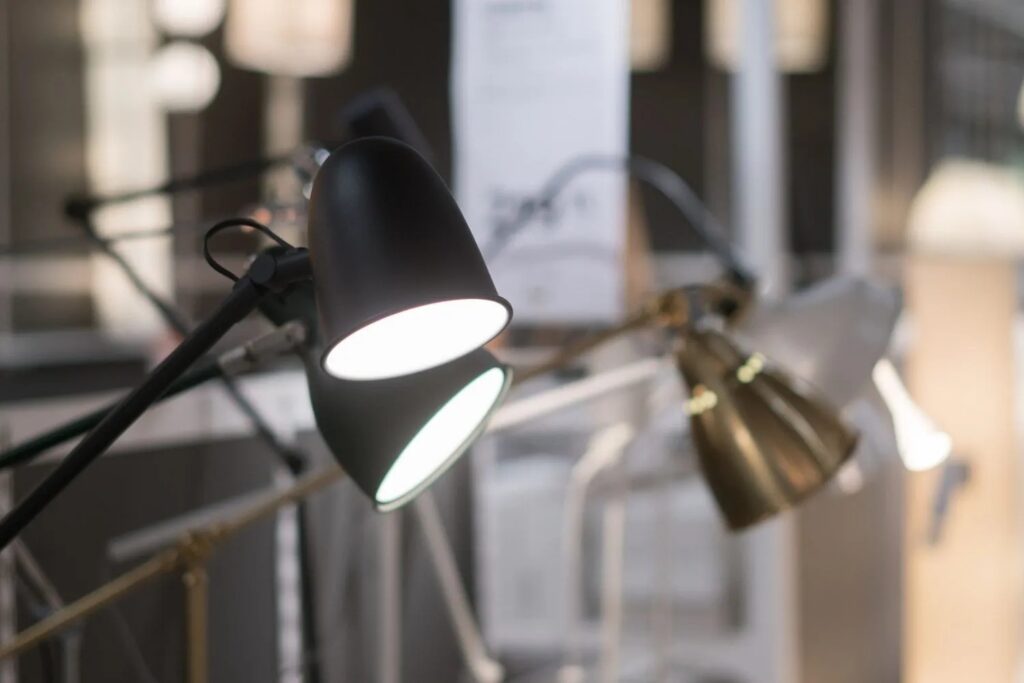 How Long Do LED Lights Last? 7 Solutions to Extend LED Lifespan 1 Lifespan of LED lights from 25,000 to over 50,000 hours