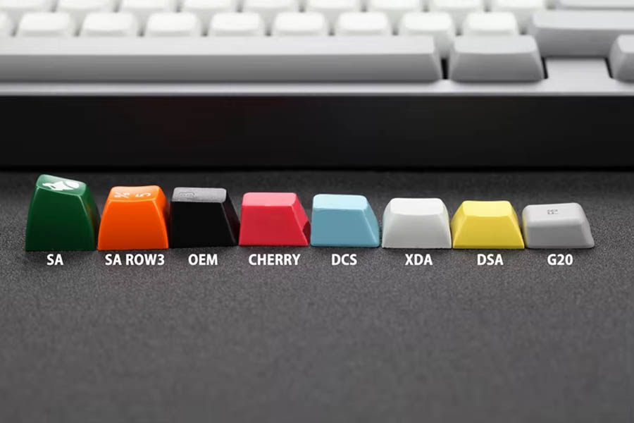 Both profiles allow for a charming blend of functionality and style, appealing to Kawaii lovers and keycap collectors alike