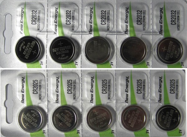 CR2025 vs CR2032: A Complete Battery Comparison Guide 6 CR2025 and CR2032 batteries can last up to 10 years