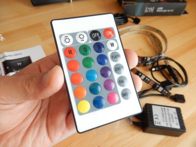 Why Is My LED Remote Not Working? Troubleshooting & Fix tips 9 Why Is My LED Remote Not Working? Check the remote control's exterior and interior to see if the buttons still work or need to be replaced