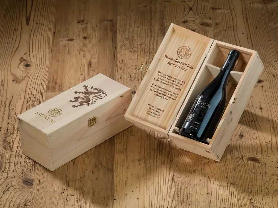 55+ Best Meaningful Farewell Gifts For Coworker 33 A luxurious gift for bosses, clients, or colleagues with refined taste