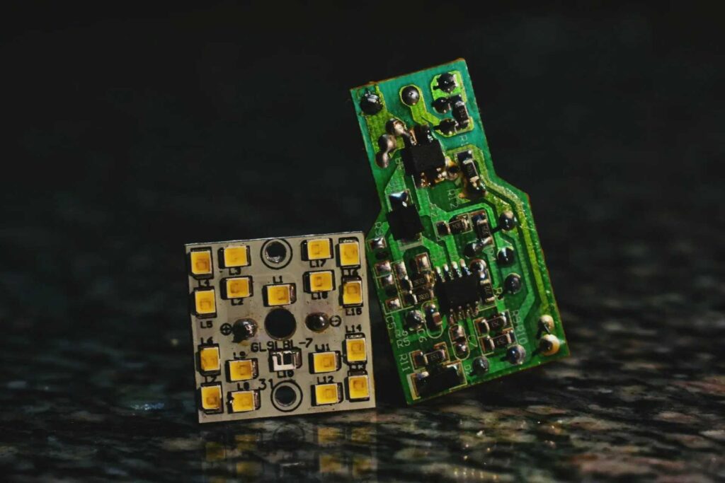 What Is An Smd Led? Categories, Applications, Best Brands 8 Certain smd types are difficult to replace due to their direct mounting on the circuit board