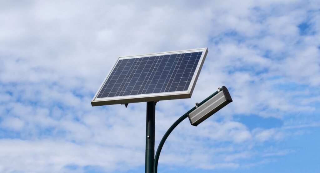 How To Turn On Lamp Without Switch - 16 Ways 39 How to turn on a light without a switch using solar panels