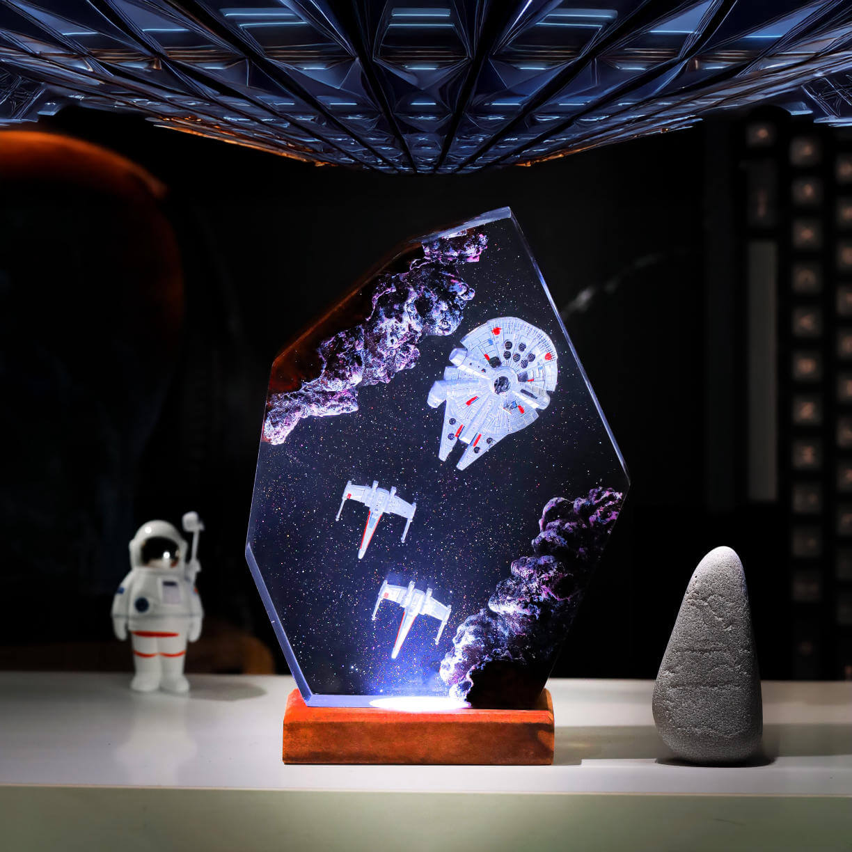 Star Wars Millennium Falcon X-Wing Lamp - Hirosart