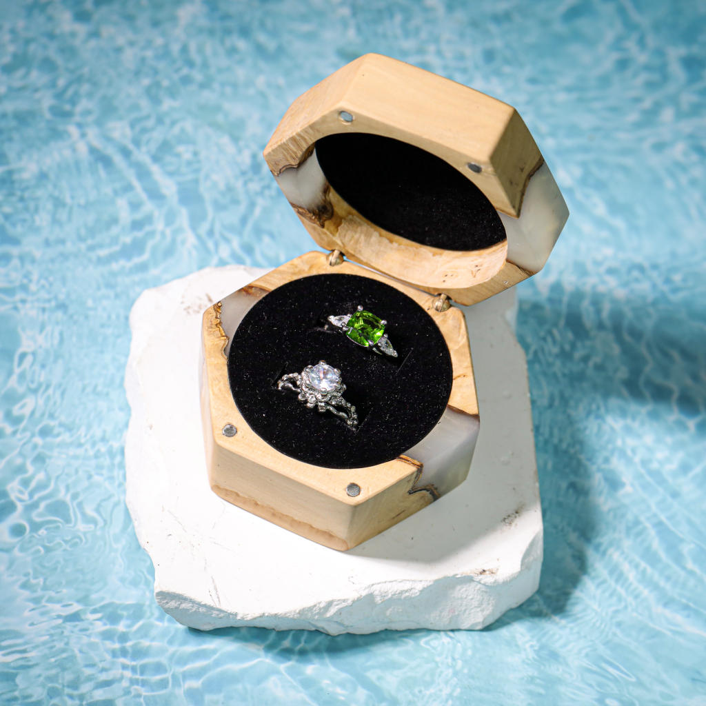 Custom Hexagon Double Ring Box 7 Wooden Resin Double Ring Holder
