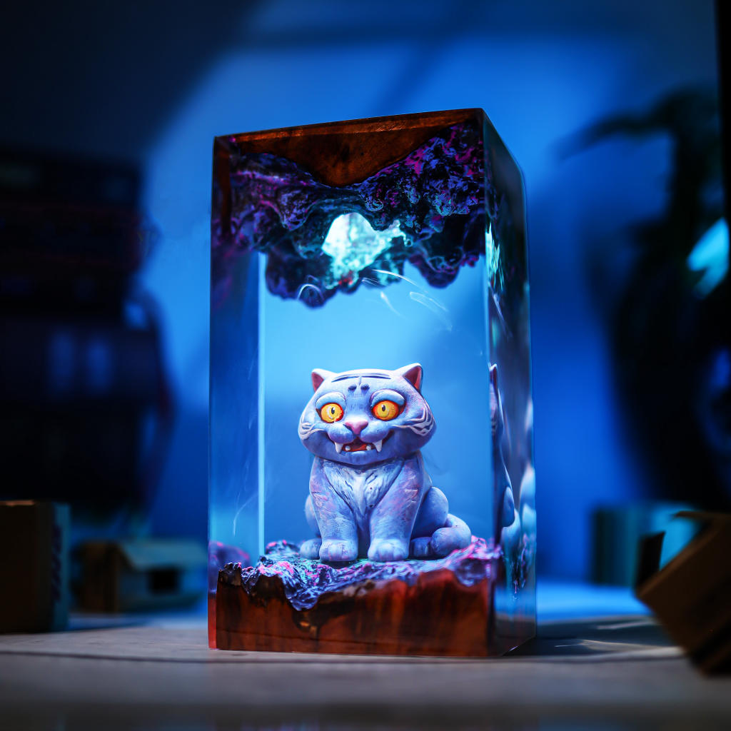 Derpy Tiger KPop Demon Hunters Lamp 1 Derpy Tiger KPop Demon Hunters Lamp