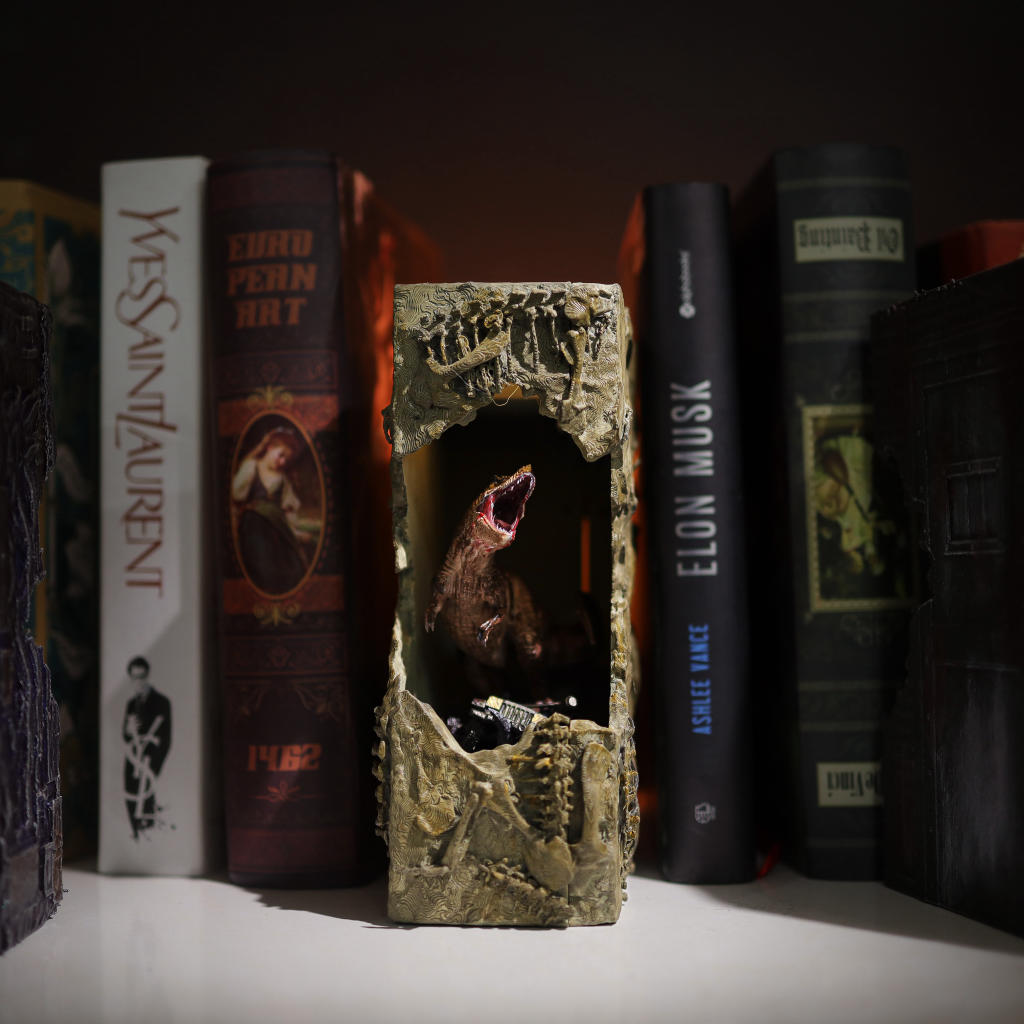 T-Rex Book Nook 6 T-Rex Book Nook